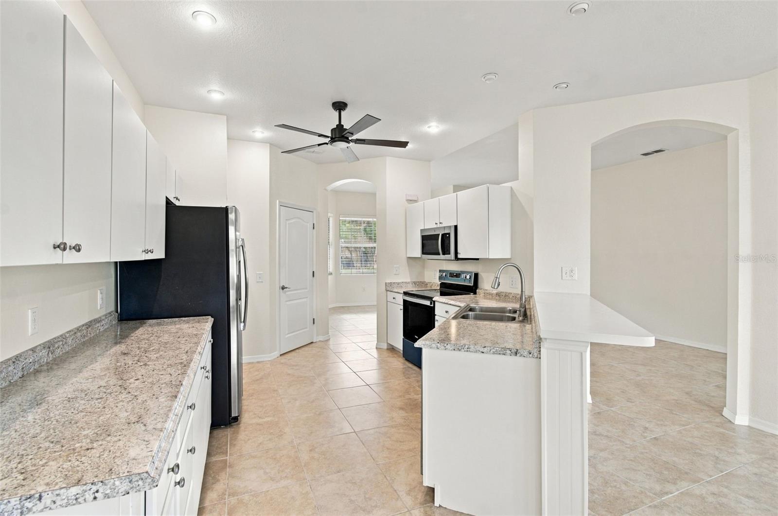 2804 BROOKE PINES CT — photo 13