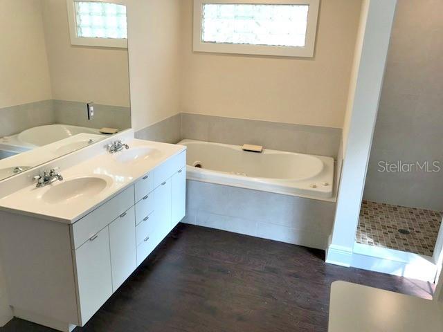 3009 W BAY COURT AVE — photo 18