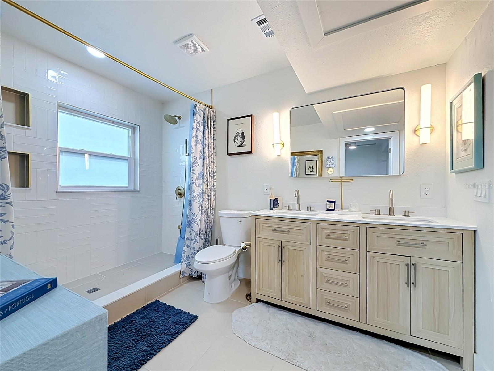 5833 DARTMOUTH AVE N — photo 35