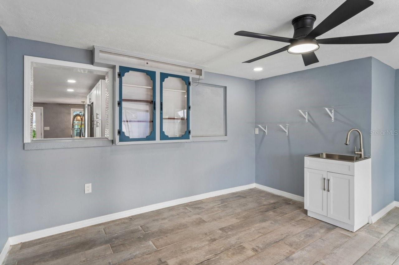 13701 LESLIE DR — photo 25