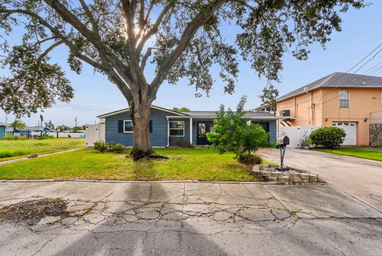 13701 LESLIE DR — photo 60