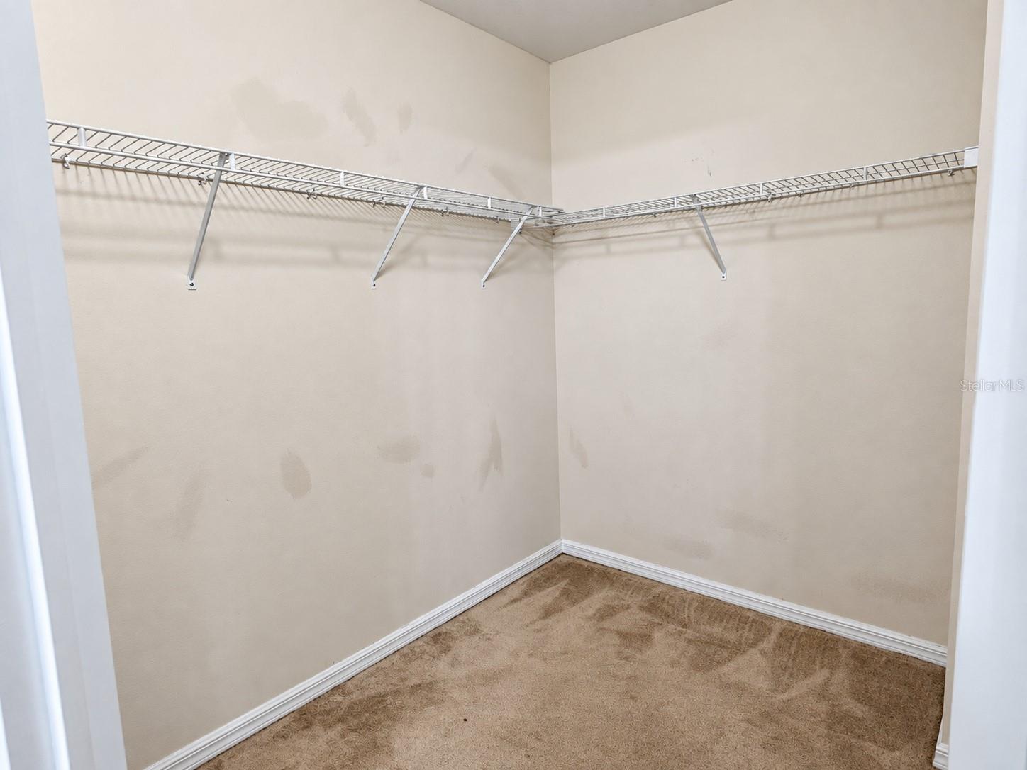 8439 GLOVER AVE — photo 13