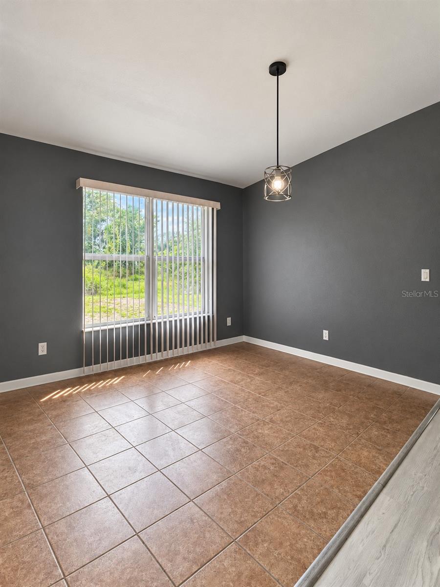 8439 GLOVER AVE — photo 5