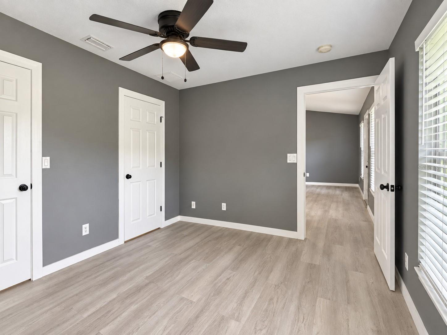 8439 GLOVER AVE — photo 18