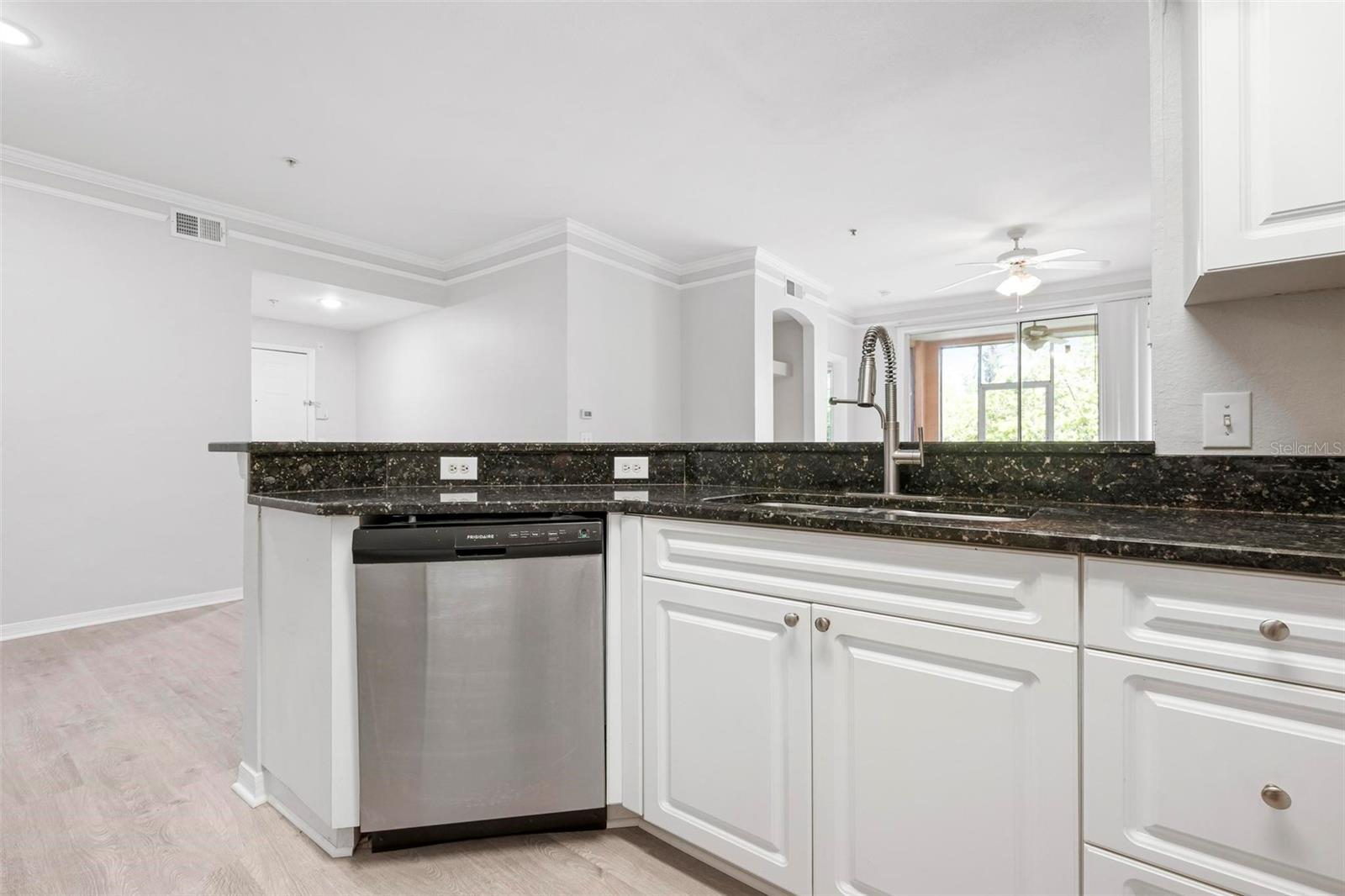 4126 CENTRAL SARASOTA PKWY #2018 — photo 16