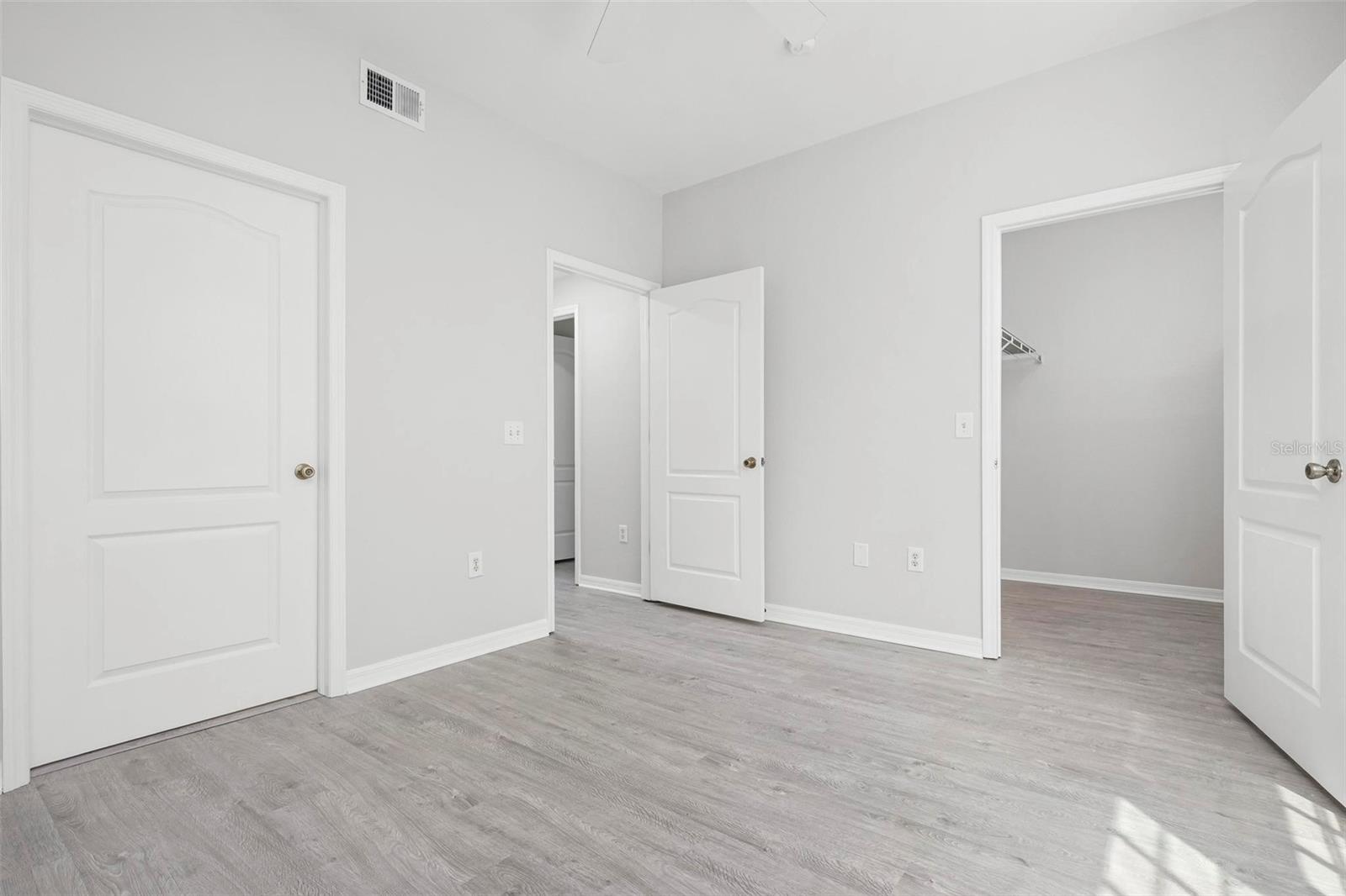 4126 CENTRAL SARASOTA PKWY #2018 — photo 32