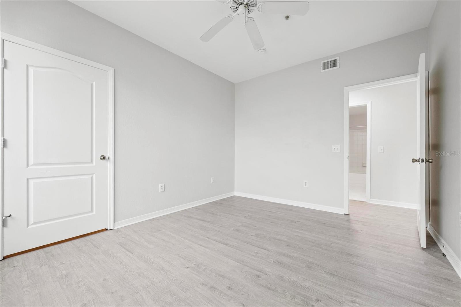 4126 CENTRAL SARASOTA PKWY #2018 — photo 27