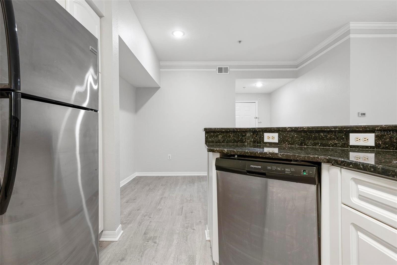 4126 CENTRAL SARASOTA PKWY #2018 — photo 17