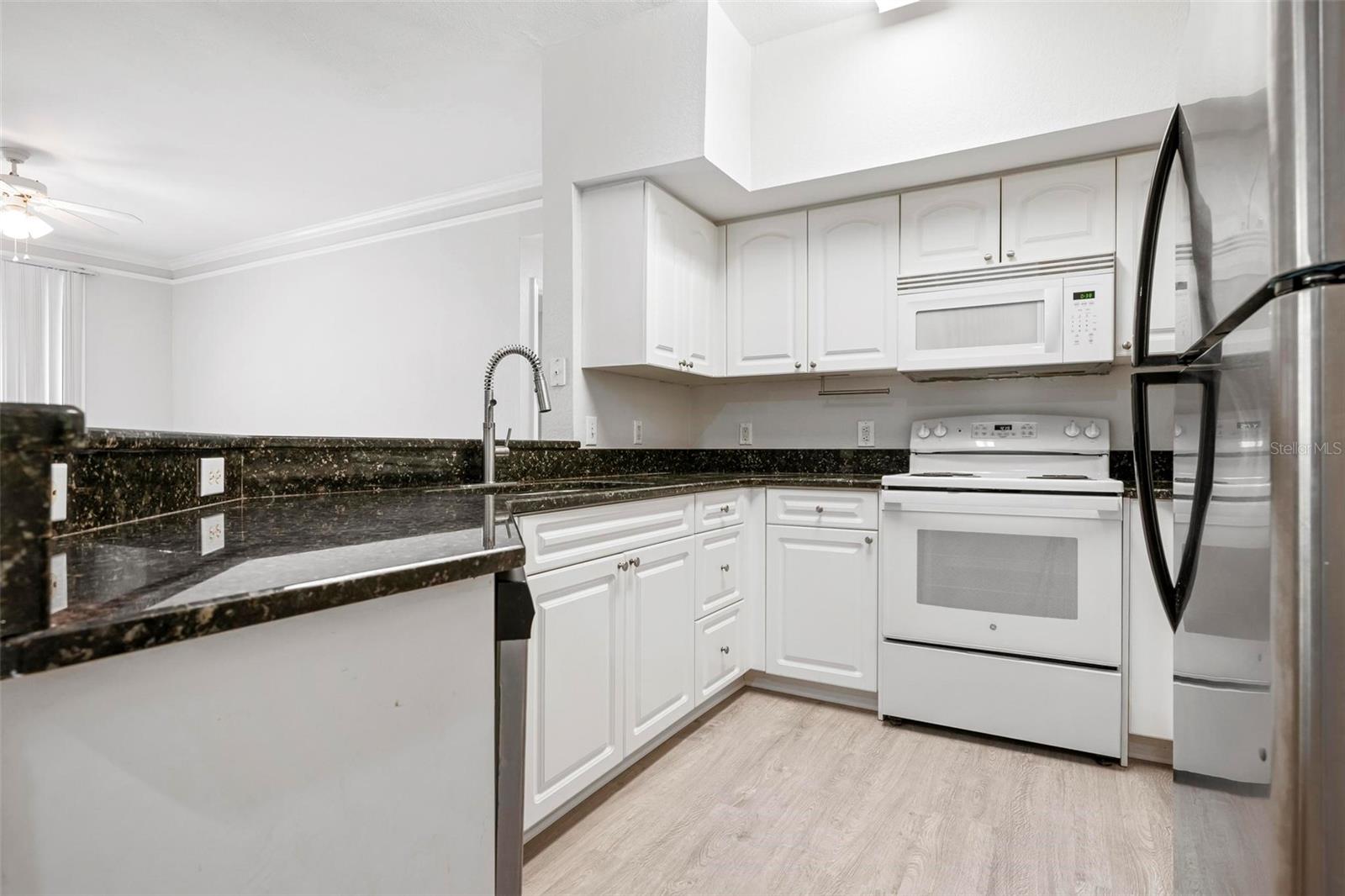 4126 CENTRAL SARASOTA PKWY #2018 — photo 14
