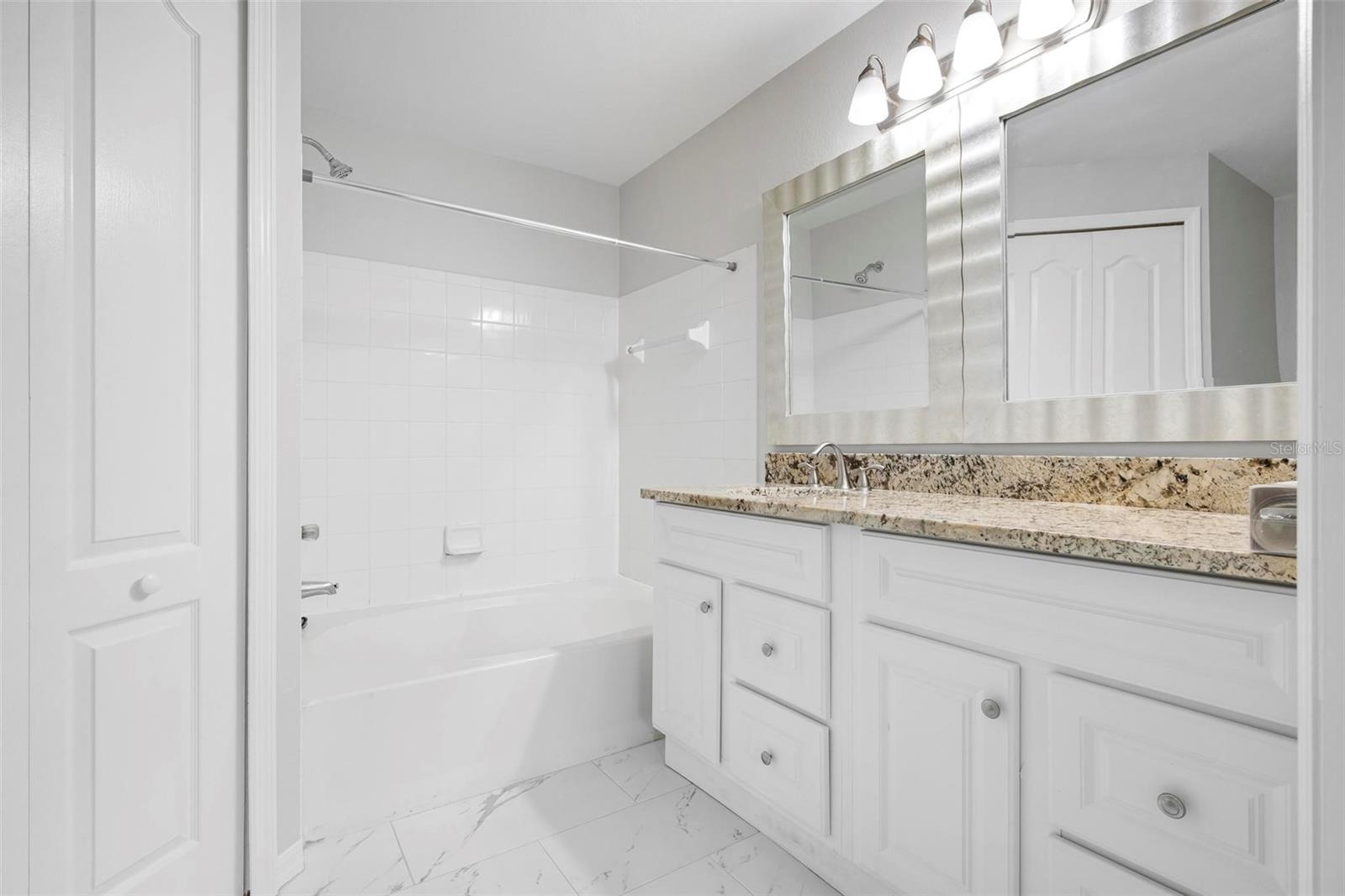 4126 CENTRAL SARASOTA PKWY #2018 — photo 22