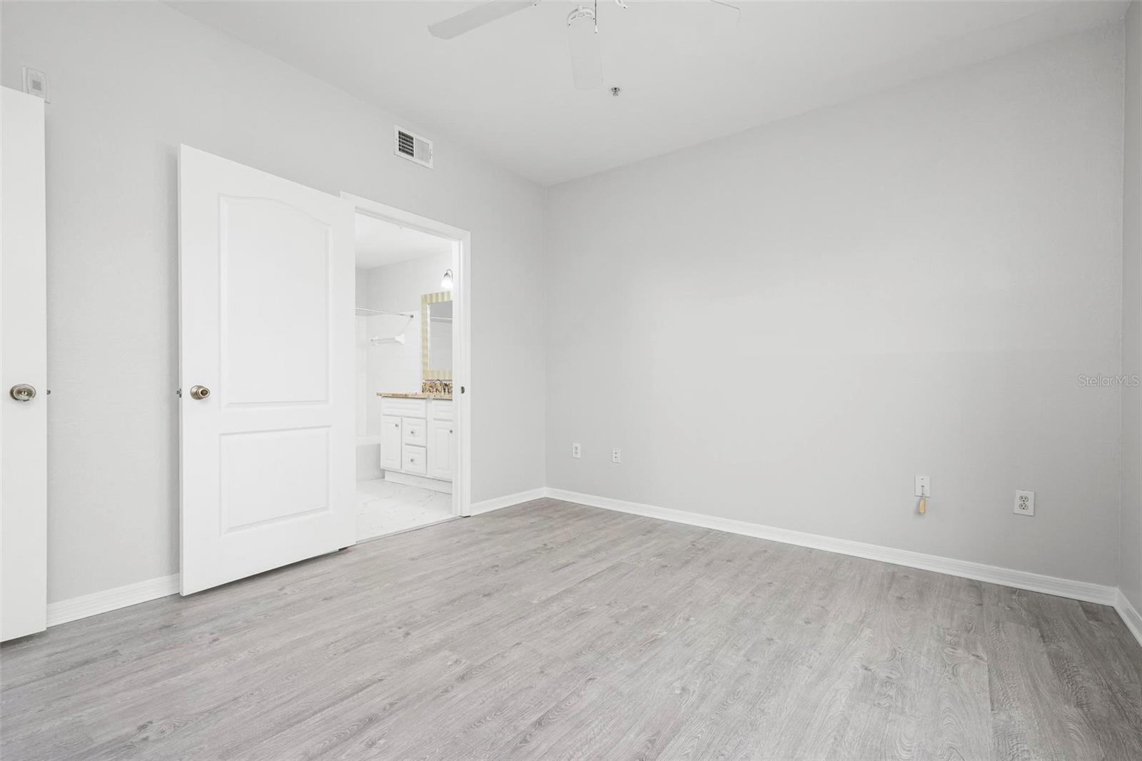 4126 CENTRAL SARASOTA PKWY #2018 — photo 19