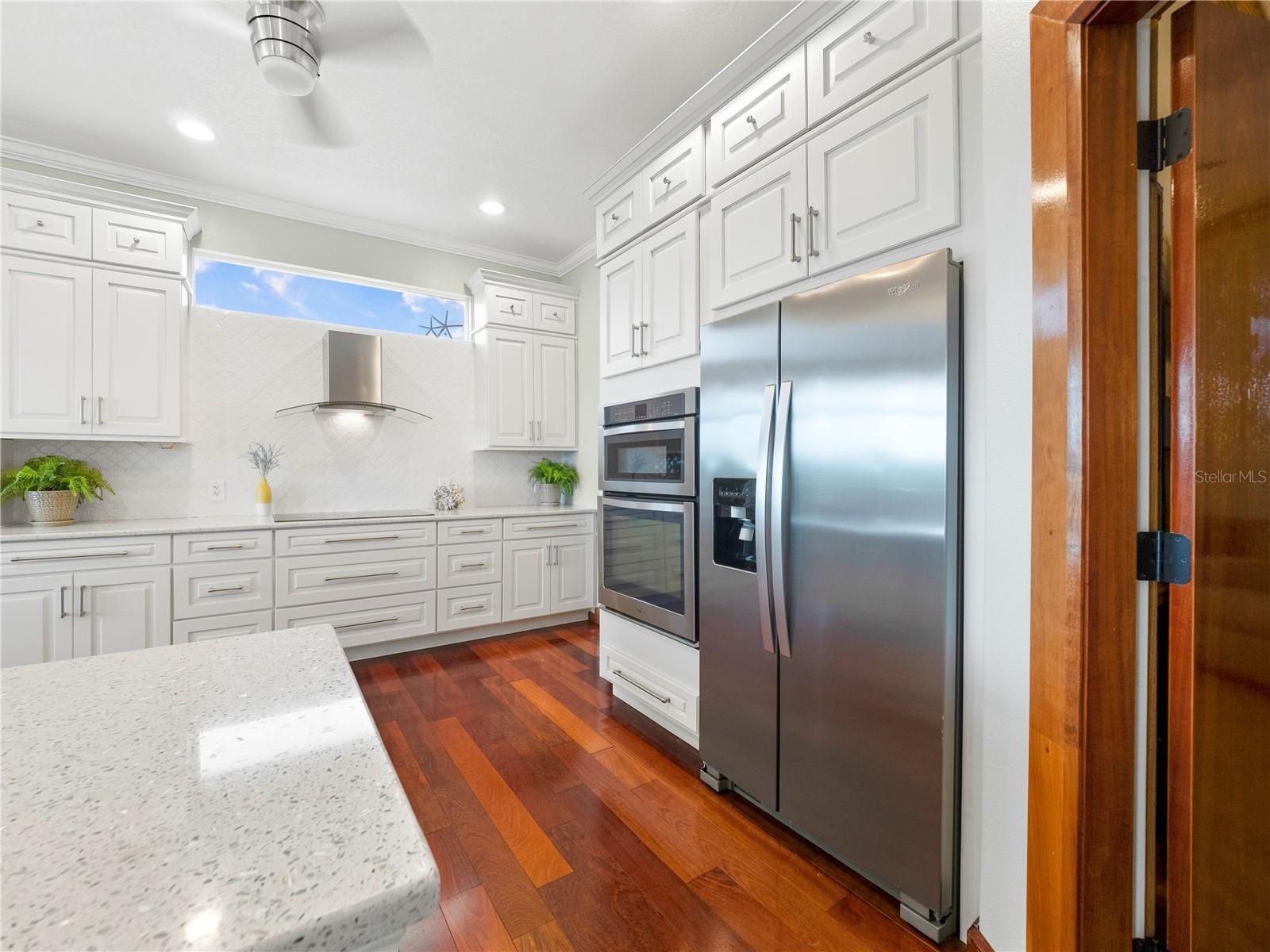 908 BAYSHORE DR — photo 10