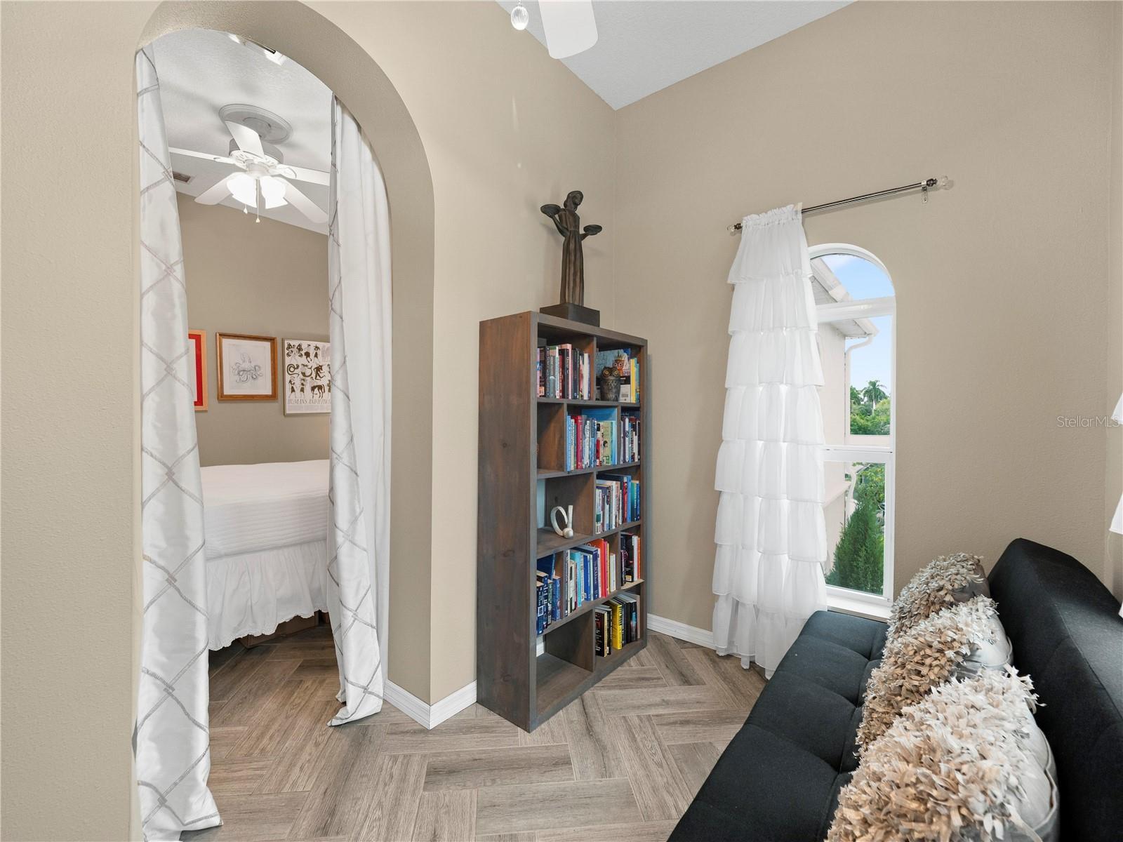 908 BAYSHORE DR — photo 39
