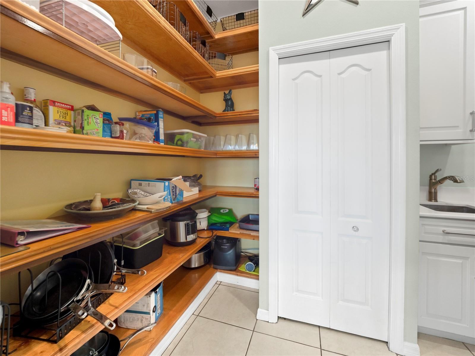 908 BAYSHORE DR — photo 47