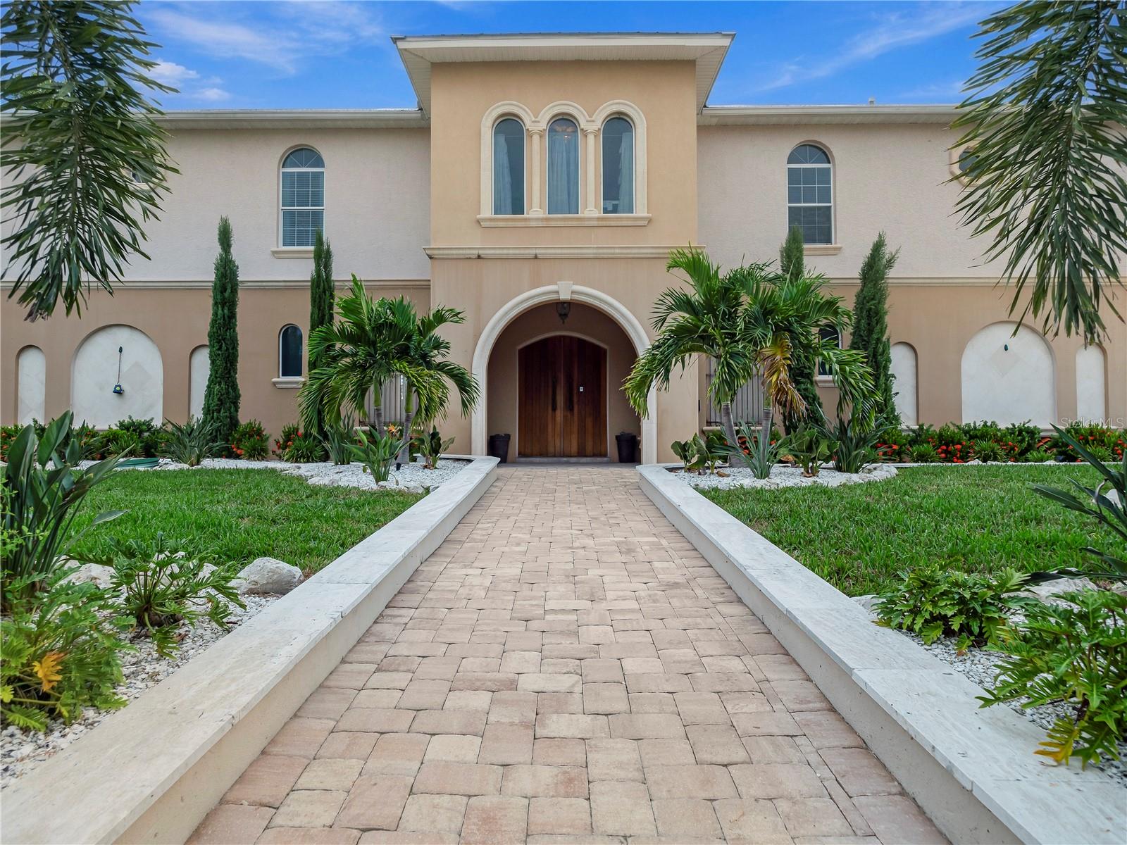 908 BAYSHORE DR — photo 99