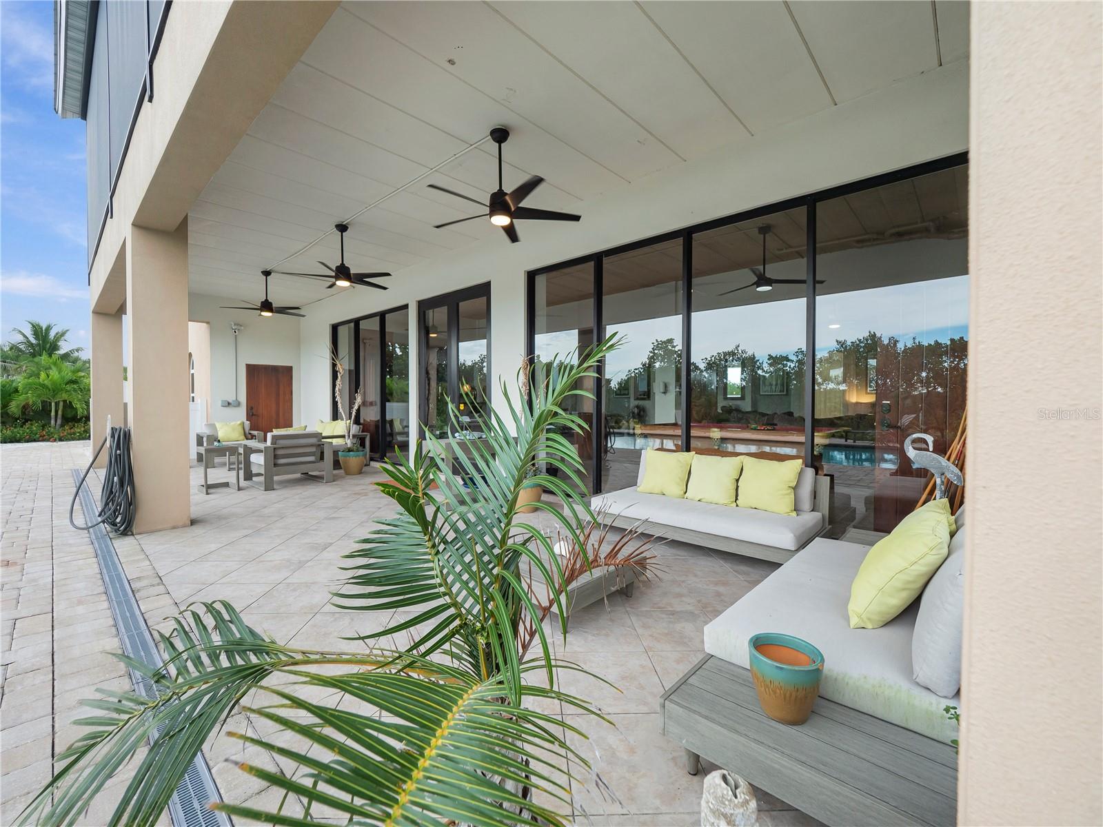 908 BAYSHORE DR — photo 68