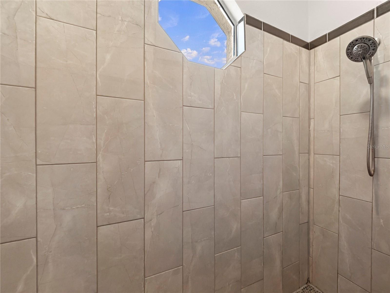 908 BAYSHORE DR — photo 24
