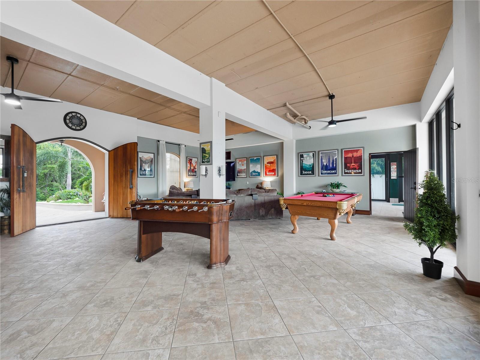 908 BAYSHORE DR — photo 53