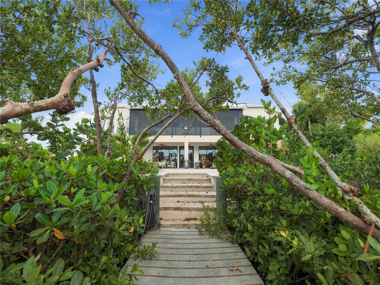 908 BAYSHORE DR — photo 85