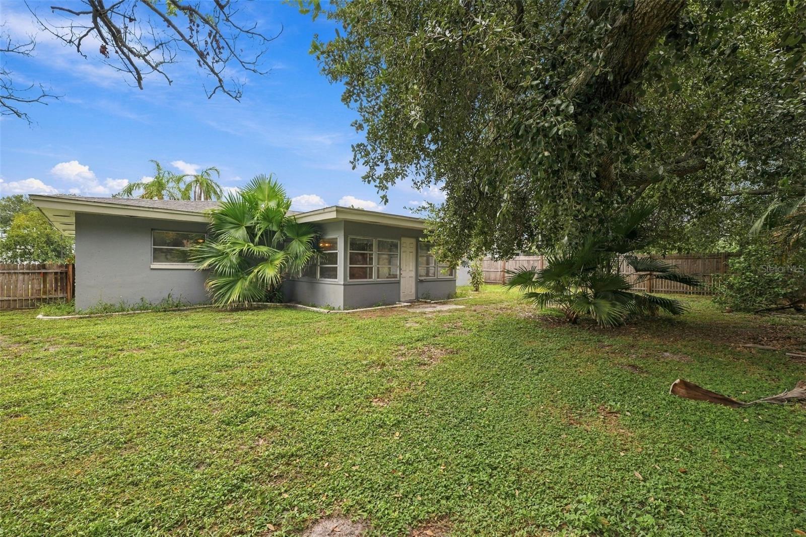 1354 S LOTUS DR — photo 21