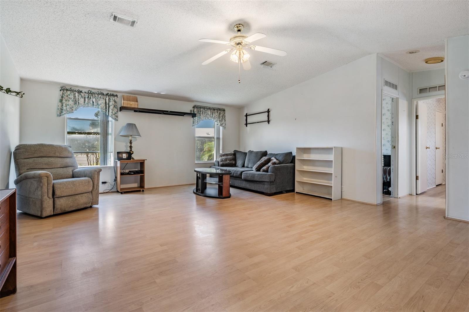 37700 NEUKOM AVE — photo 8