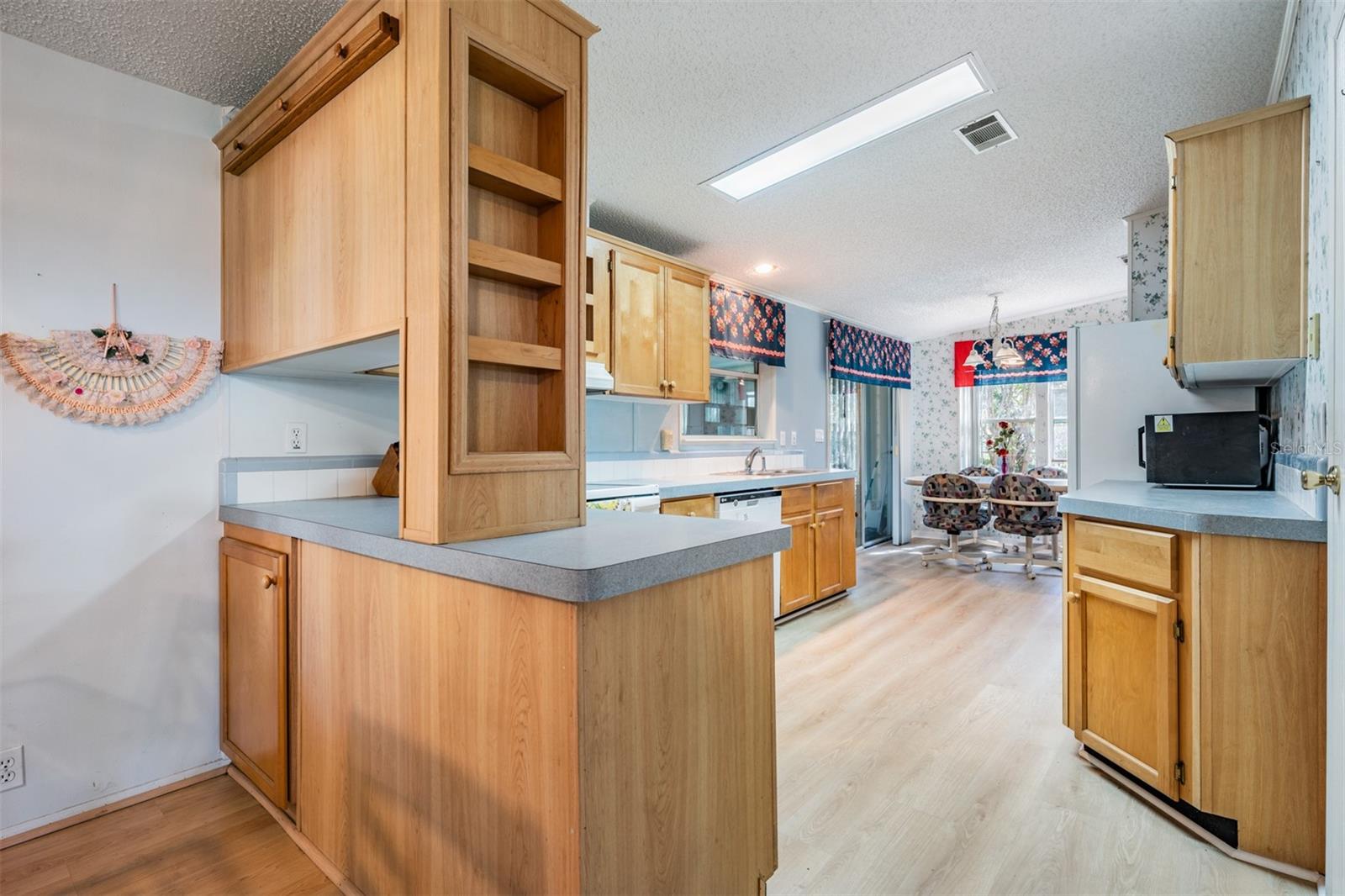 37700 NEUKOM AVE — photo 18