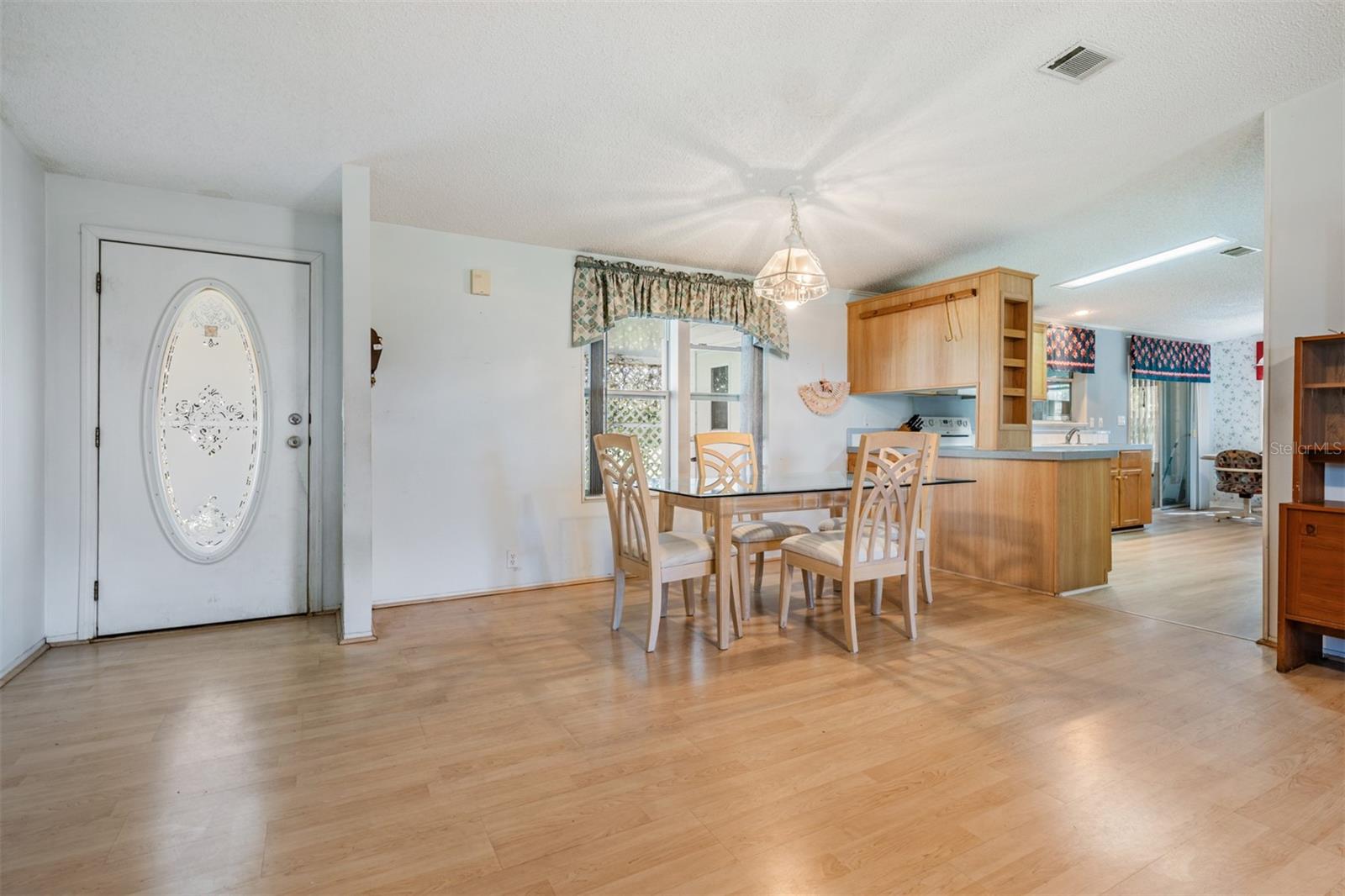 37700 NEUKOM AVE — photo 17