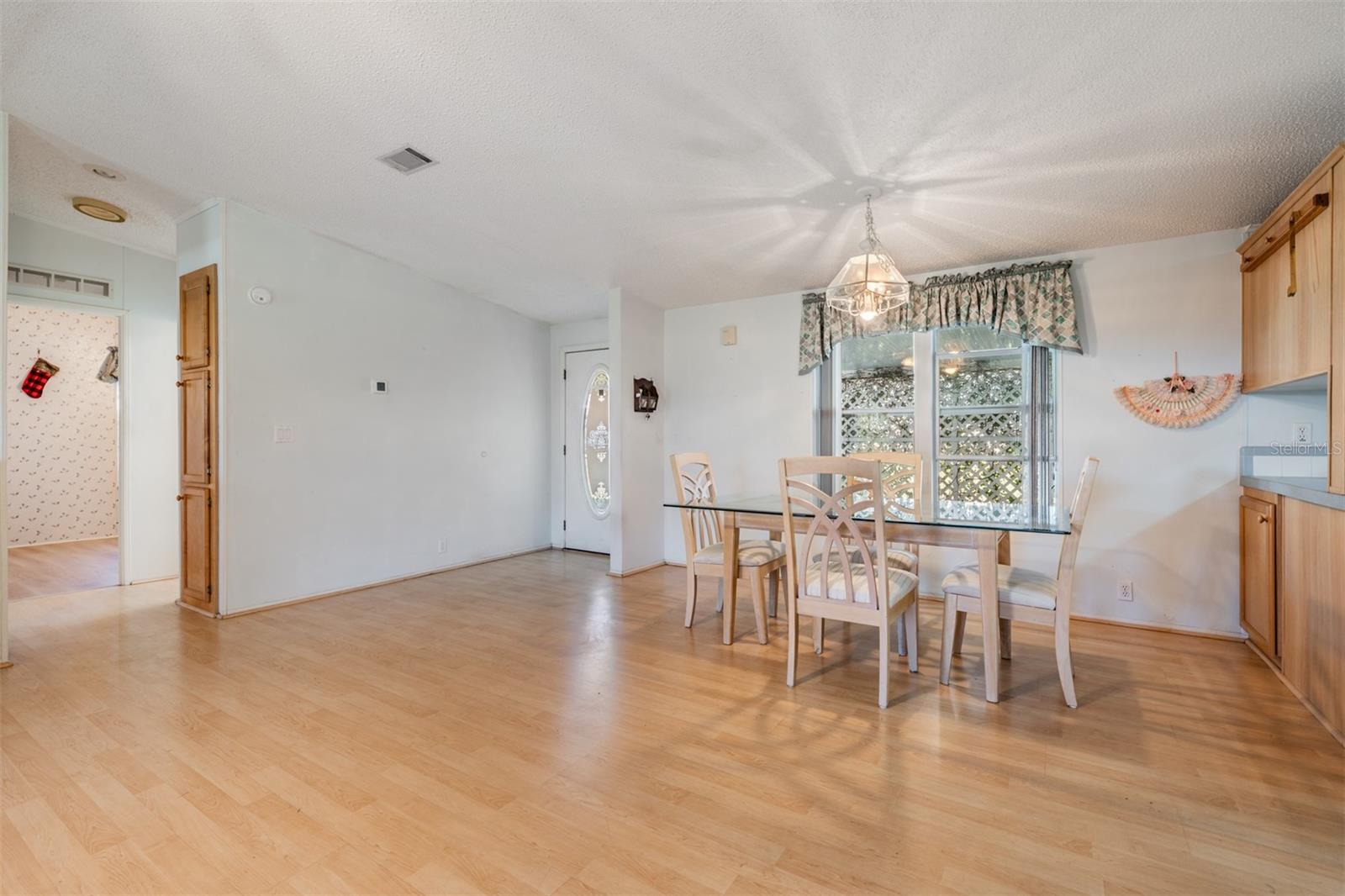 37700 NEUKOM AVE — photo 4