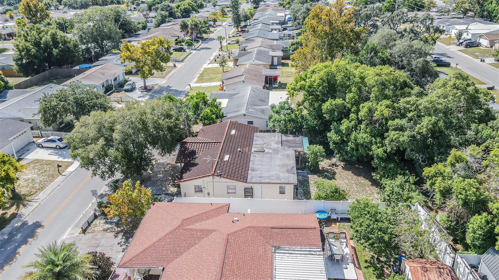 9609 RICHWOOD LN — photo 30