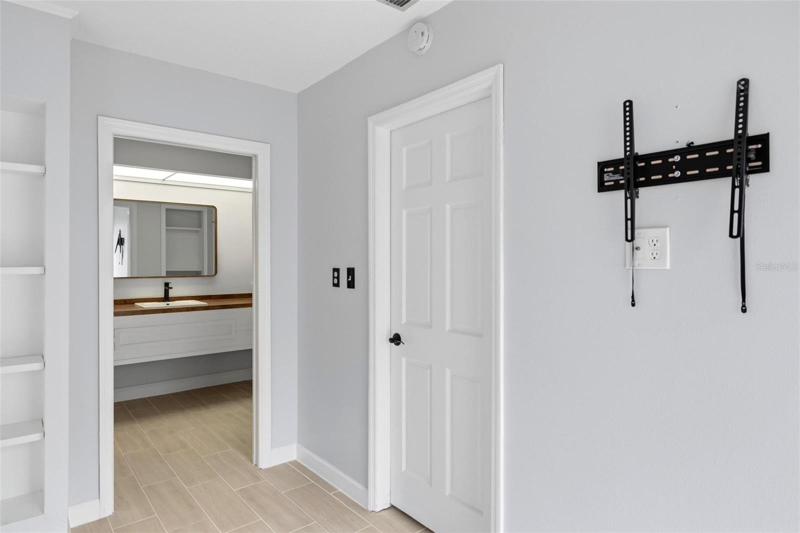 4 ANTIGUA CIR #6 — photo 32
