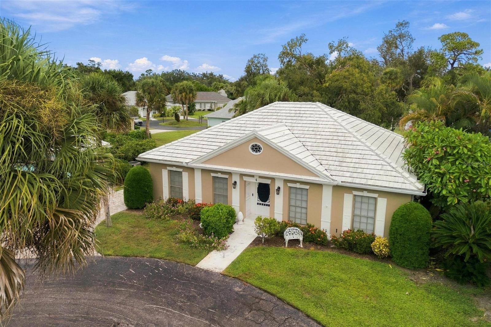 4 ANTIGUA CIR #6 — photo 3