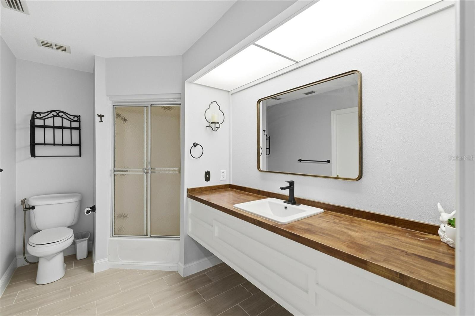 4 ANTIGUA CIR #6 — photo 33