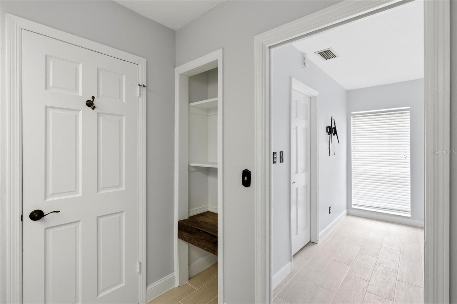 4 ANTIGUA CIR #6 — photo 34