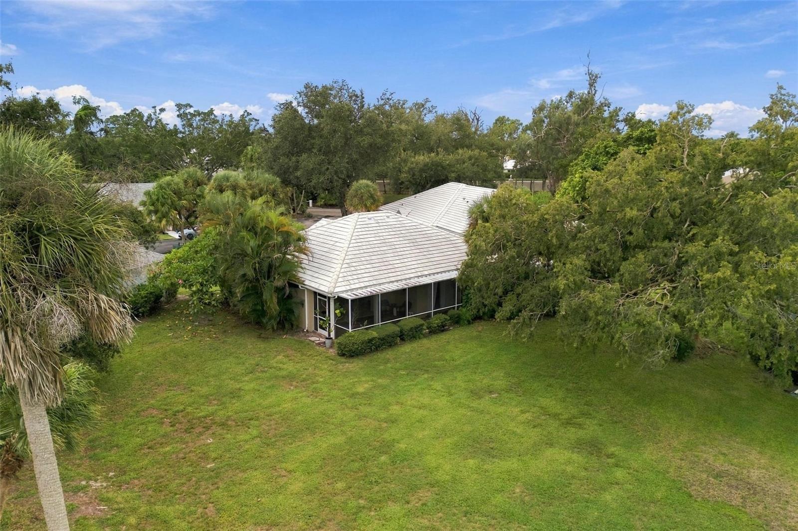 4 ANTIGUA CIR #6 — photo 41