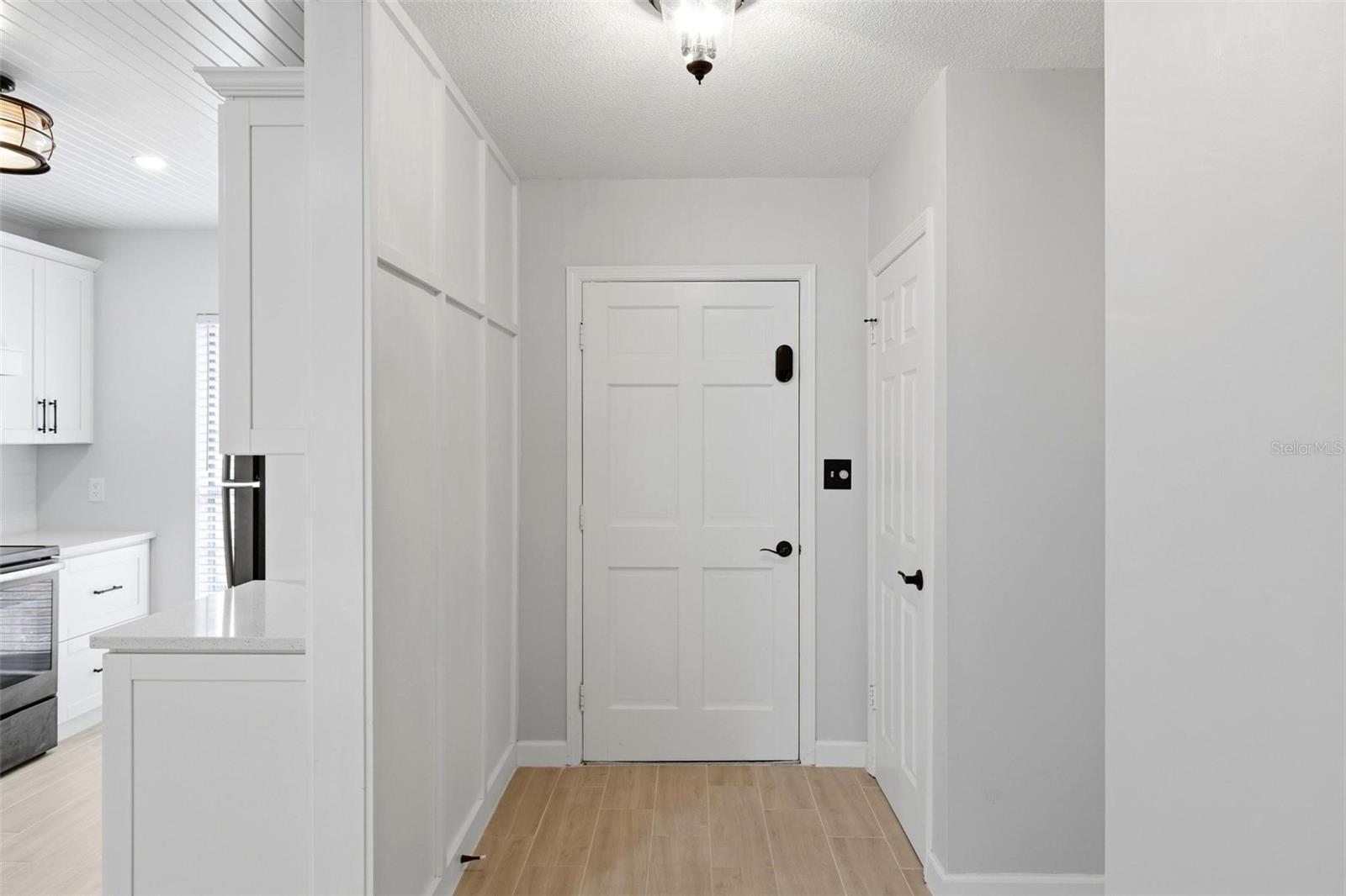 4 ANTIGUA CIR #6 — photo 7