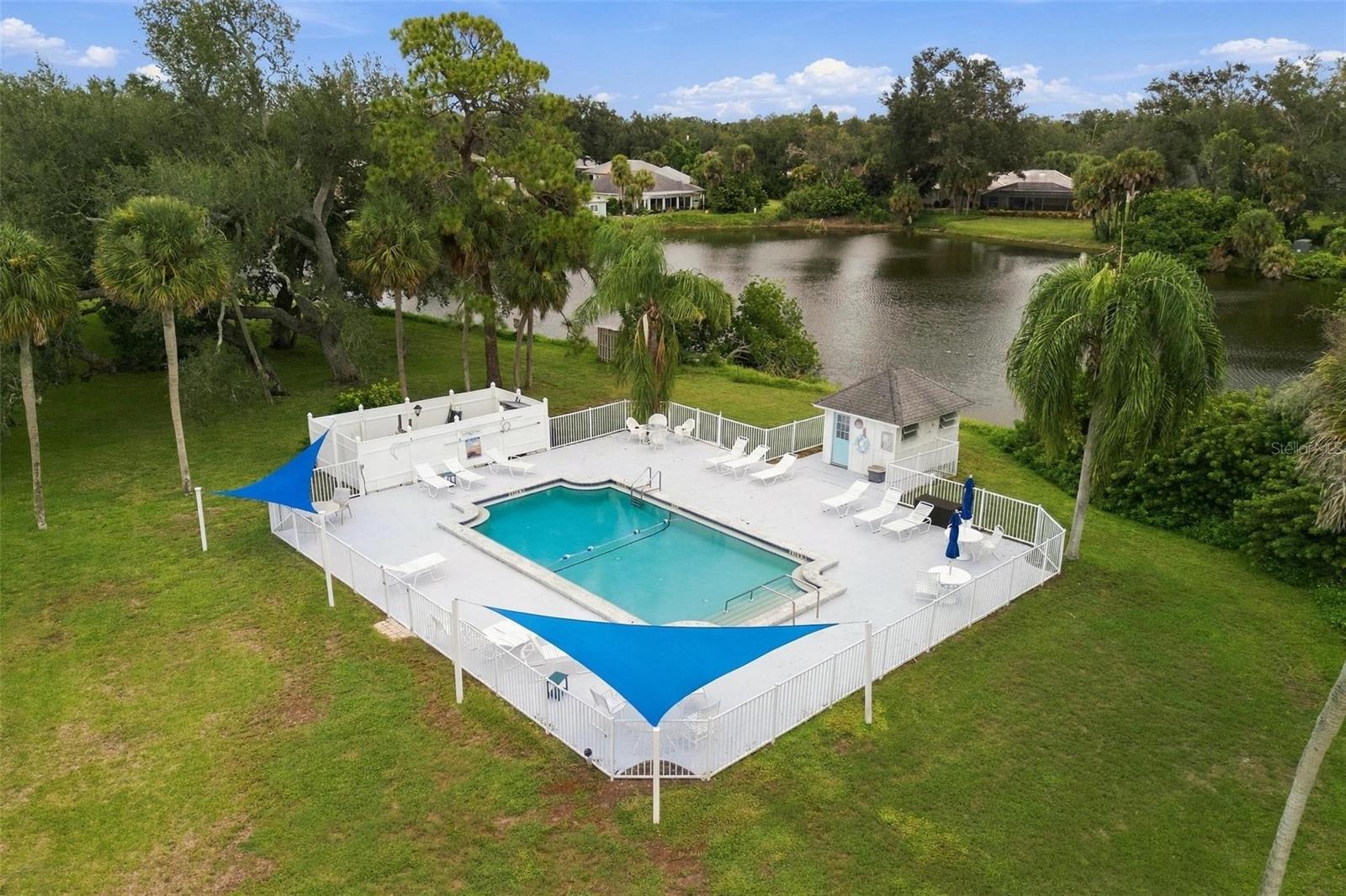 4 ANTIGUA CIR #6 — photo 42