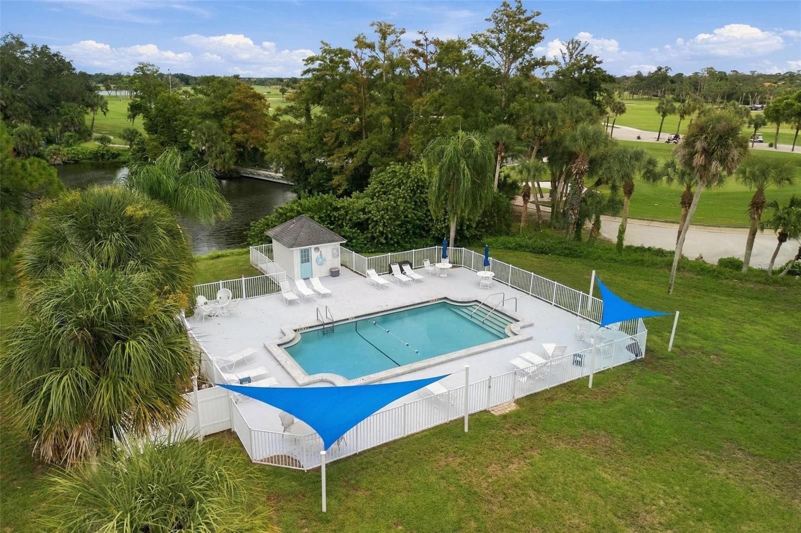 4 ANTIGUA CIR #6 — photo 43