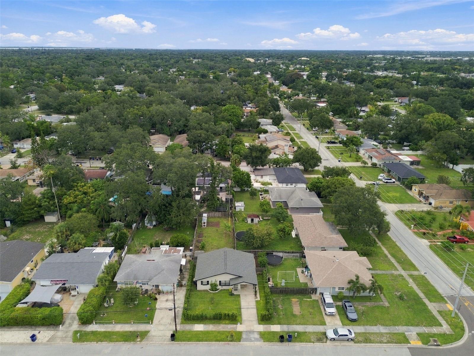 1672 RAINBOW DR — photo 46