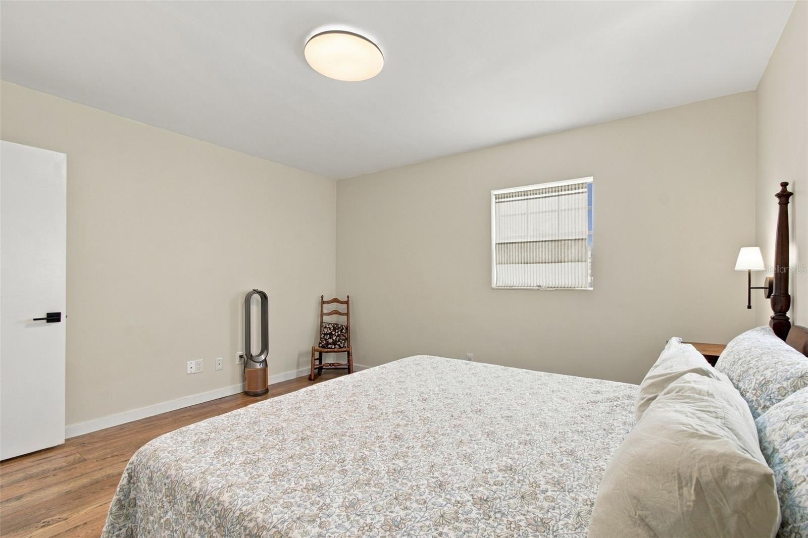 1672 RAINBOW DR — photo 20