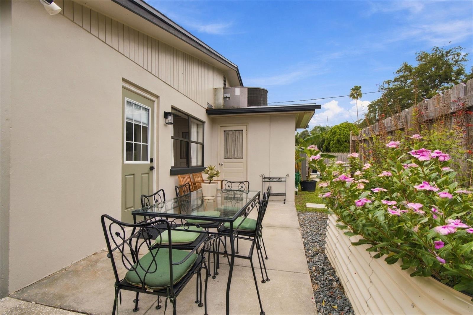 1672 RAINBOW DR — photo 31