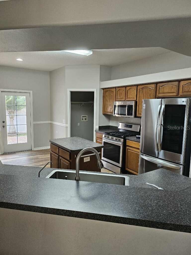 12721 STANDBRIDGE DR — photo 5