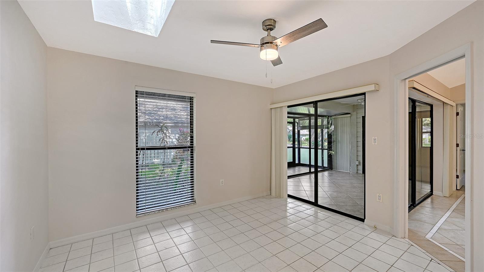 4799 OAK FOREST DR W #43 — photo 27