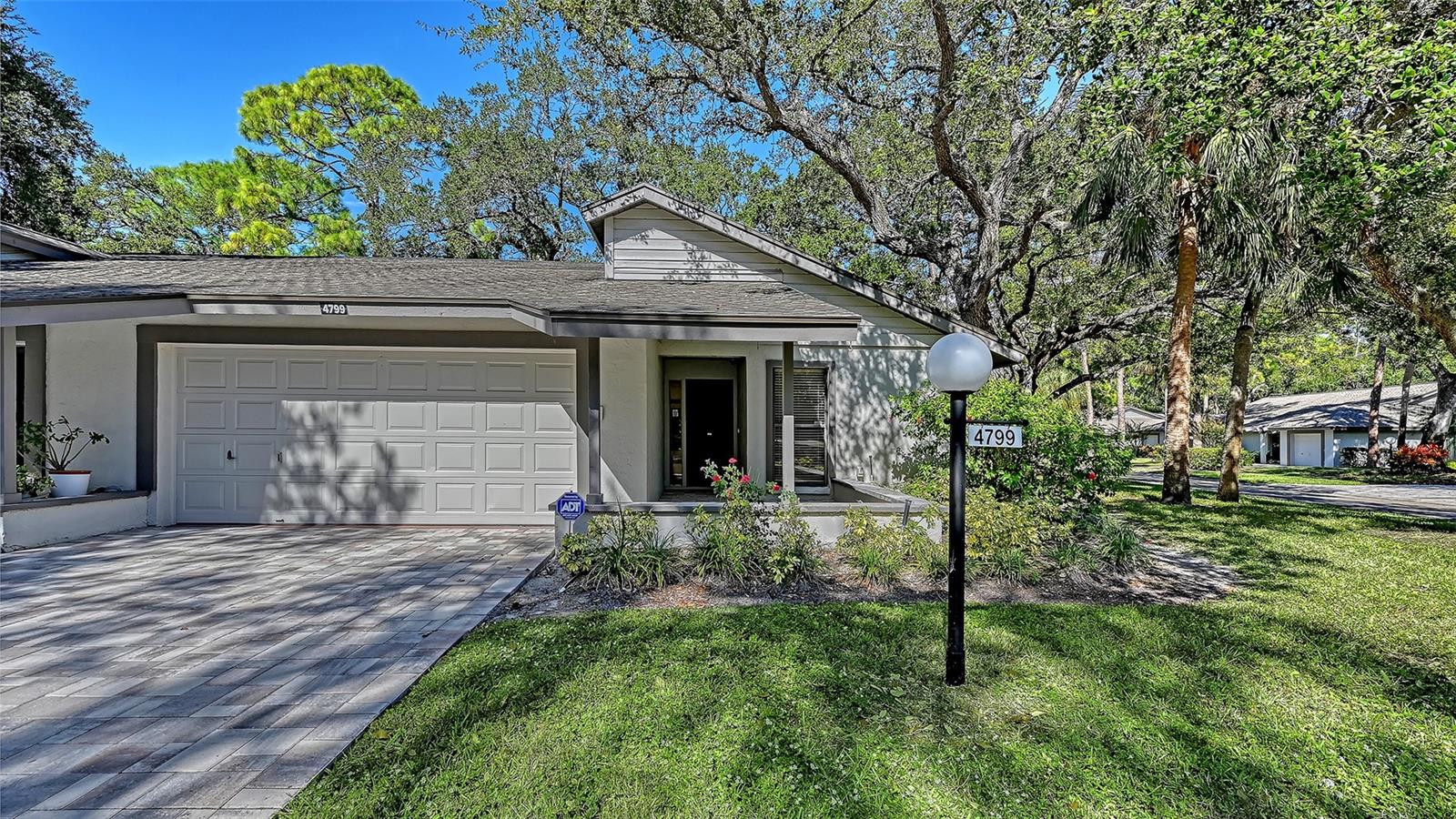 4799 OAK FOREST DR W #43 — photo 5