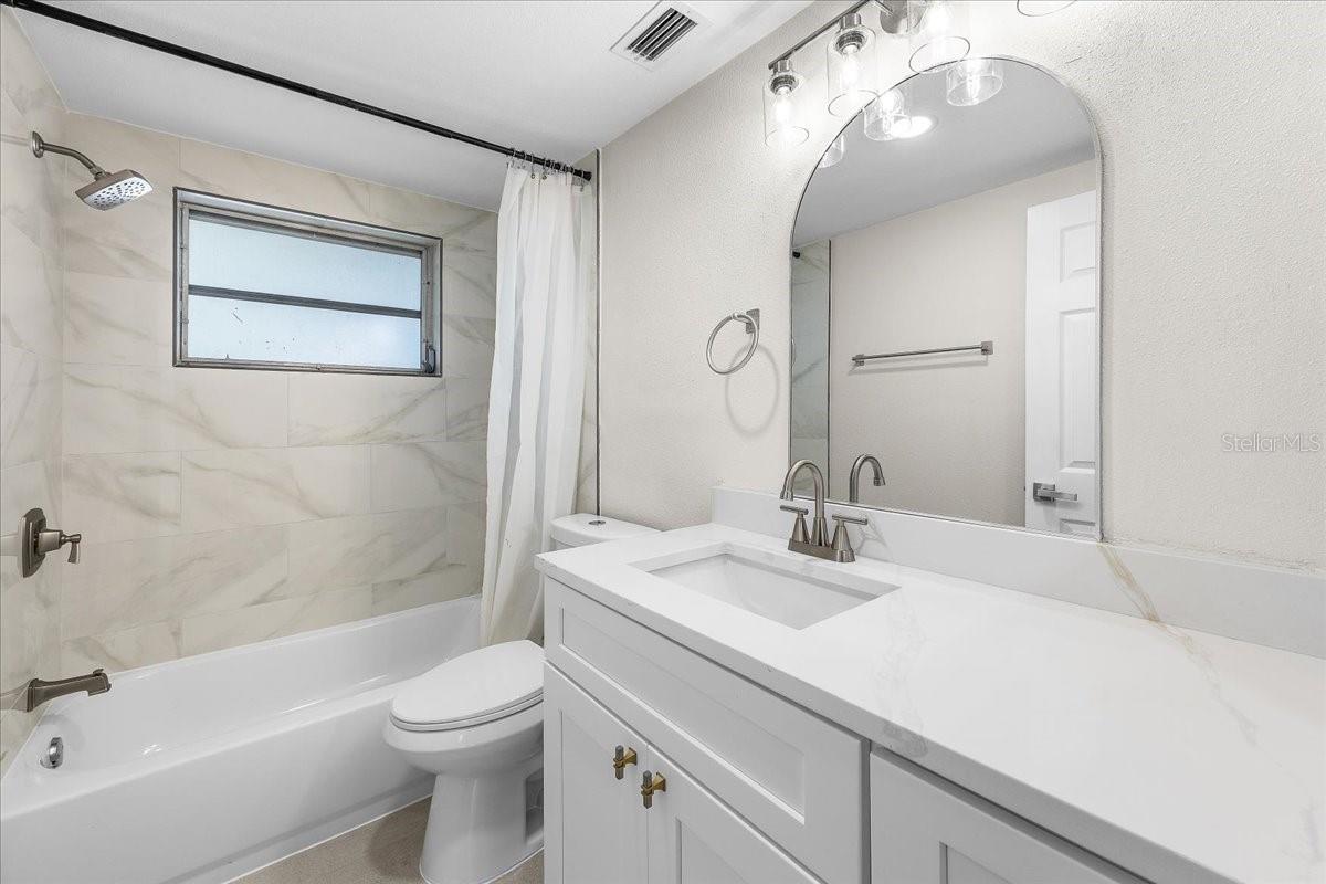11819 BINGHAM DR — photo 17