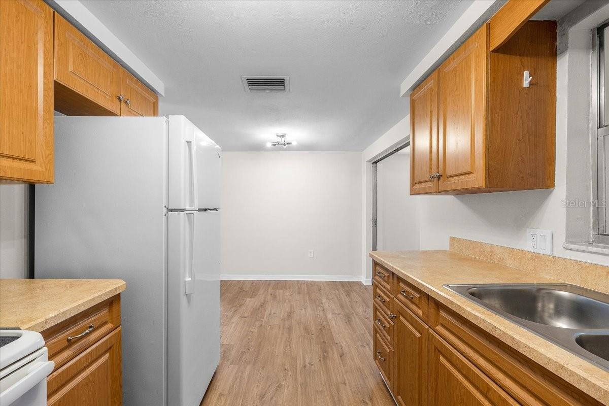 11819 BINGHAM DR — photo 26