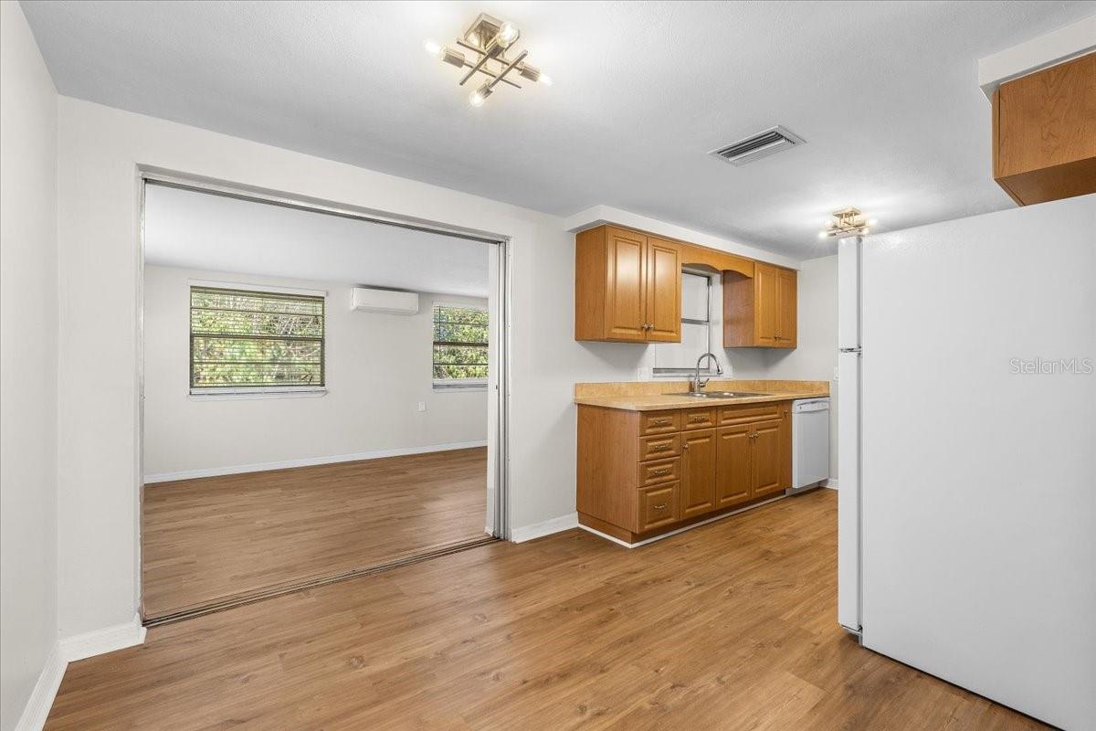 11819 BINGHAM DR — photo 20