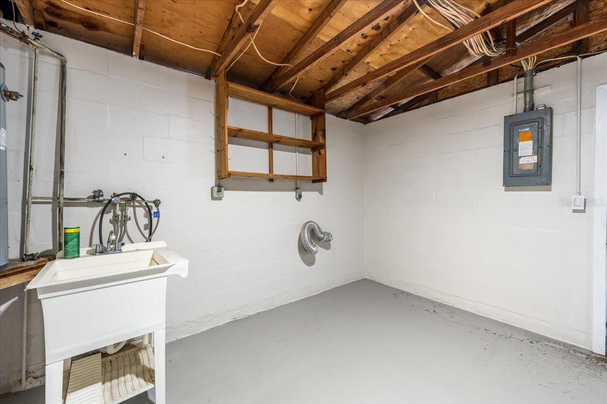 11819 BINGHAM DR — photo 30