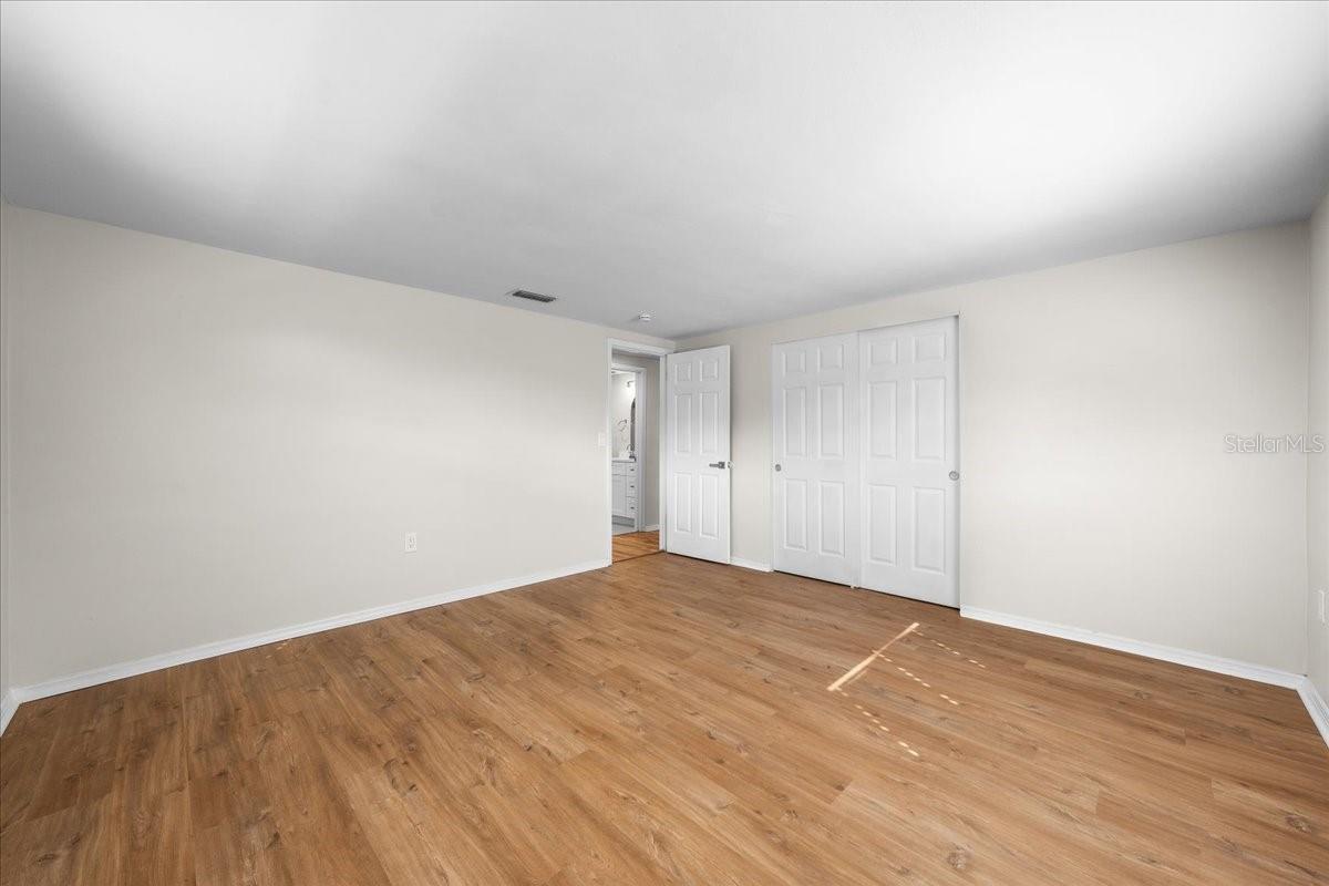 11819 BINGHAM DR — photo 15