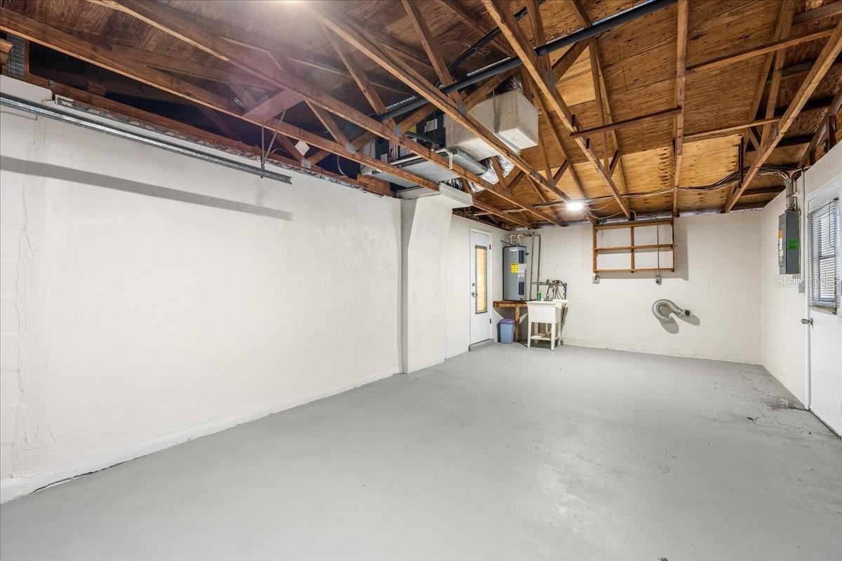 11819 BINGHAM DR — photo 29