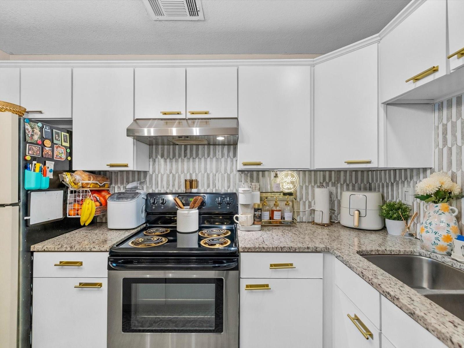3220 LENWOOD DR — photo 18